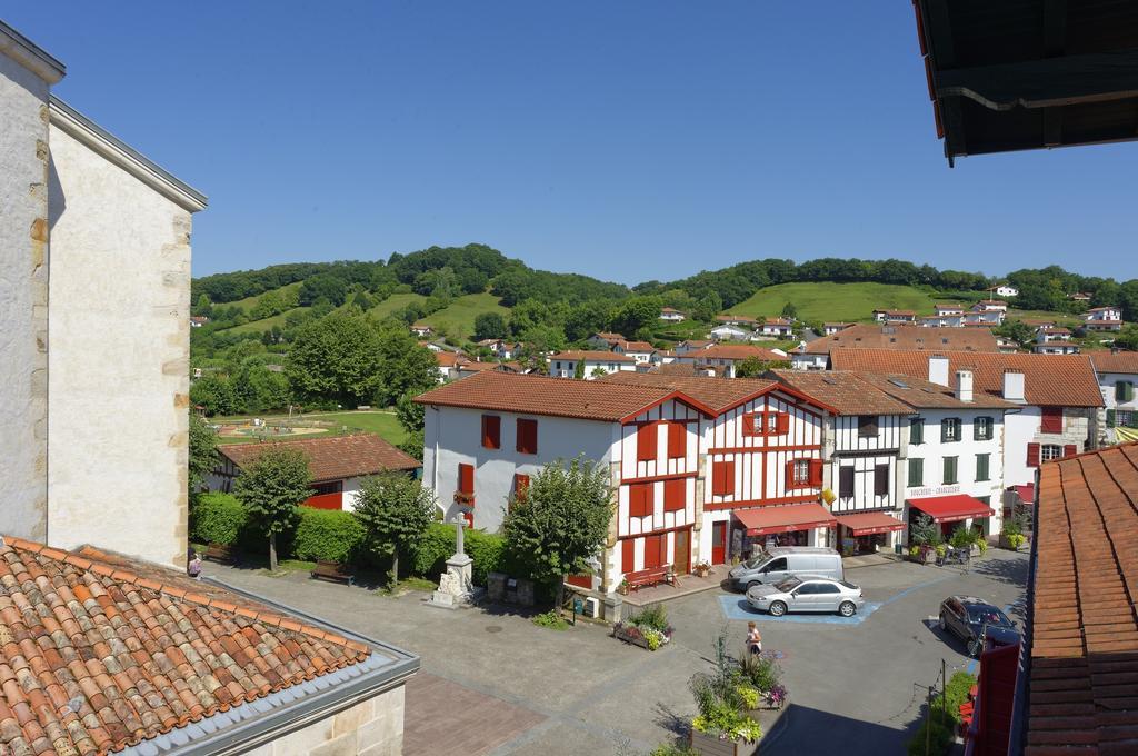 Logis Hotel de la Nivelle Saint-Pée-sur-Nivelle Esterno foto